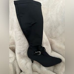 Stretch 7WW black boots-worn once